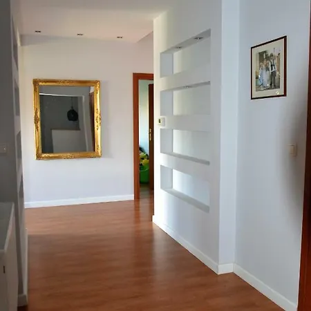 Dom / W Centrum Apartment *